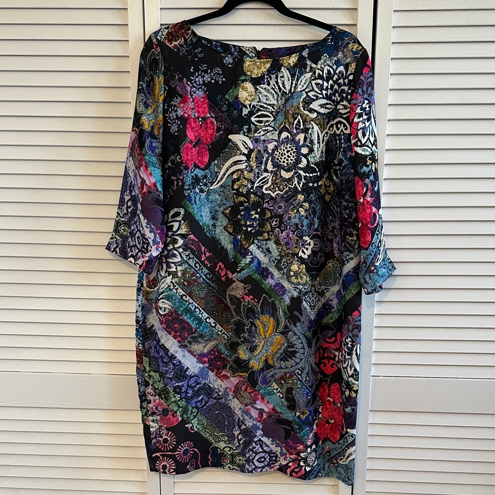 Fuzzi Floral Multicolor Patchwork Print Shift Tun… - image 4